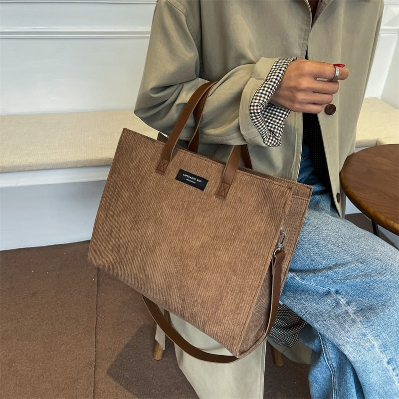 Nora | Corduroy Tote Tasche