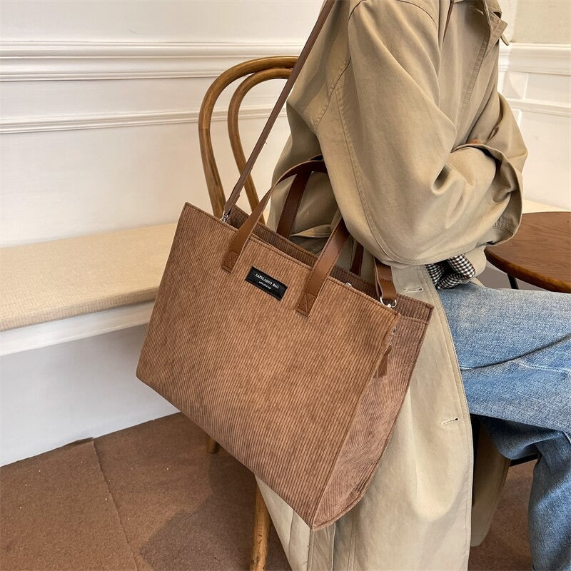 Nora | Corduroy Tote Tasche